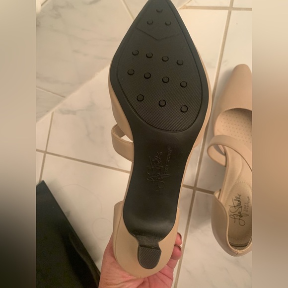 Lifestride soft system shoes color tan- new - Picture 3 of 3